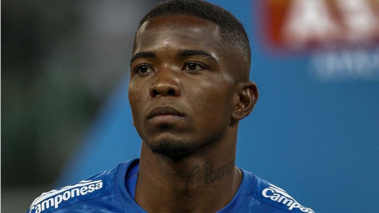 カカ　サンパウロと交渉